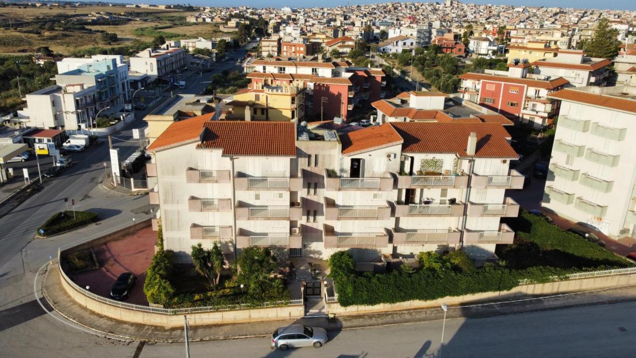 Casa Vacanza Germano Pachino Bagian luar foto